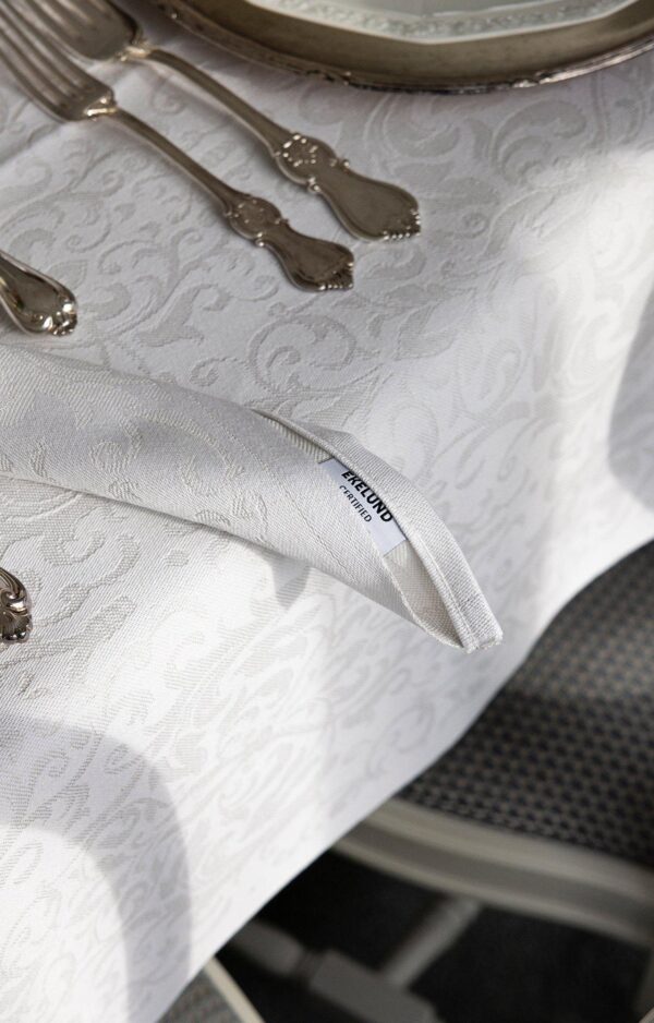 Medaljong bordsduk (150x300 cm)